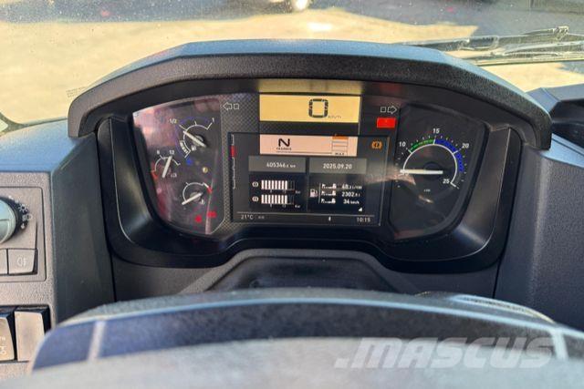 Renault C520 10x4 Autobasculanta