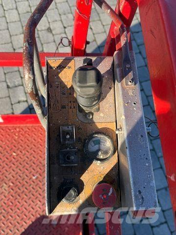 SkyJack SJ4626 Nacele cu brat articulat