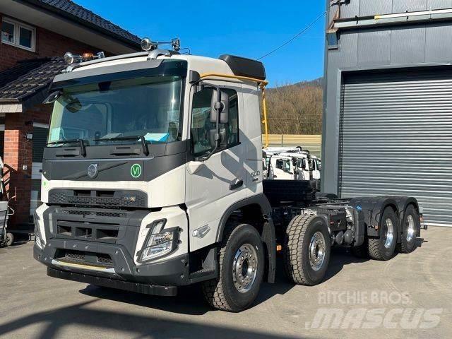 Volvo FMX 500 8x4 Camion cabina sasiu