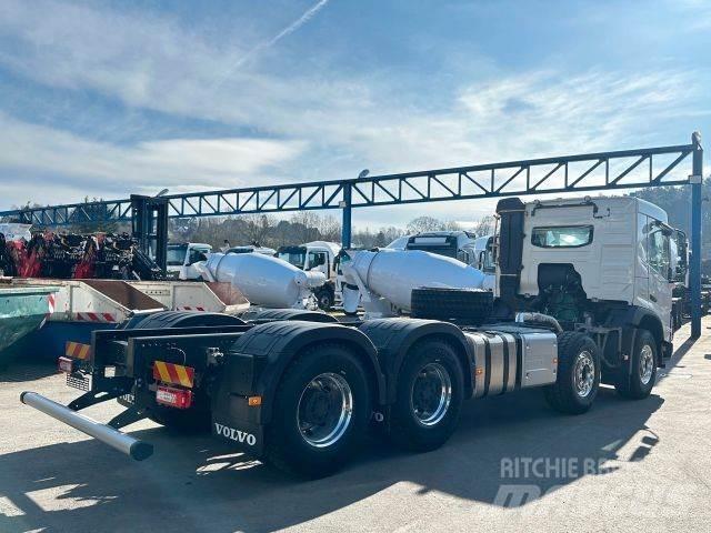 Volvo FMX 500 8x4 Camion cabina sasiu