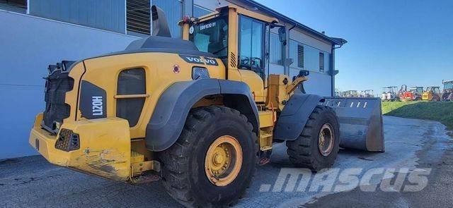 Volvo L 120 H Incarcator pe pneuri