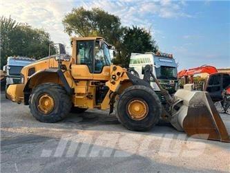 Volvo L 180 H Incarcator pe pneuri