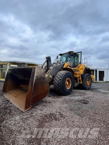 Volvo L 180 H Incarcator pe pneuri
