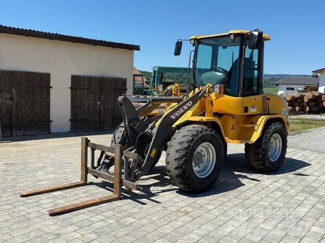Volvo L30 B Z/X Incarcator pe pneuri