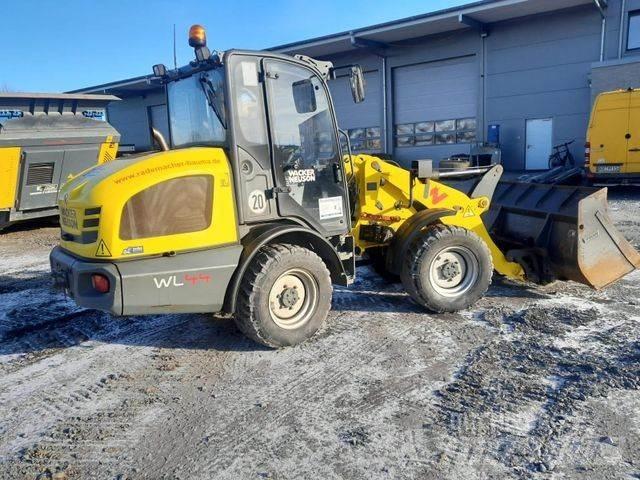 Wacker WL 44 Incarcator pe pneuri