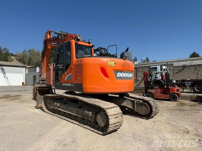 Doosan DX235LCR Excavatoare pe șenile
