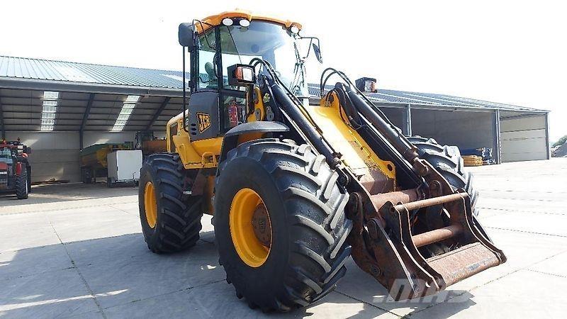 JCB 426 Incarcator pe pneuri