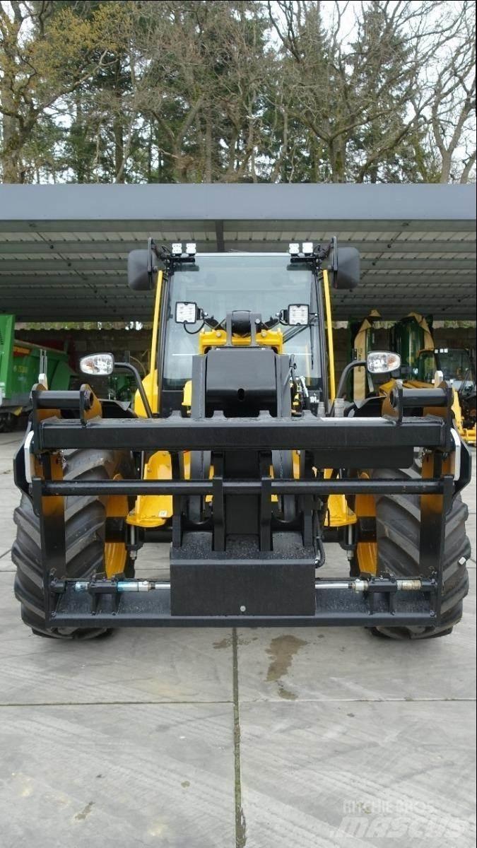 JCB TM 320 S Stivuitoare telescopice