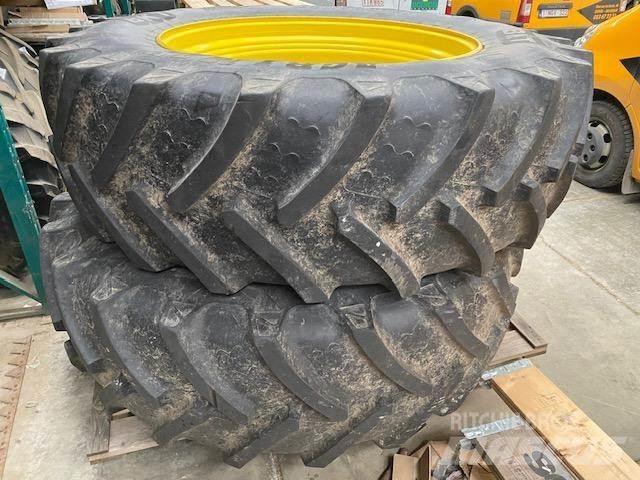 John Deere 7R Roti