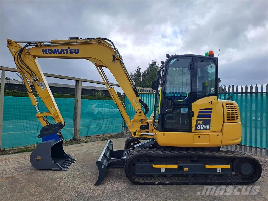 Komatsu  Excavatoare pe șenile

