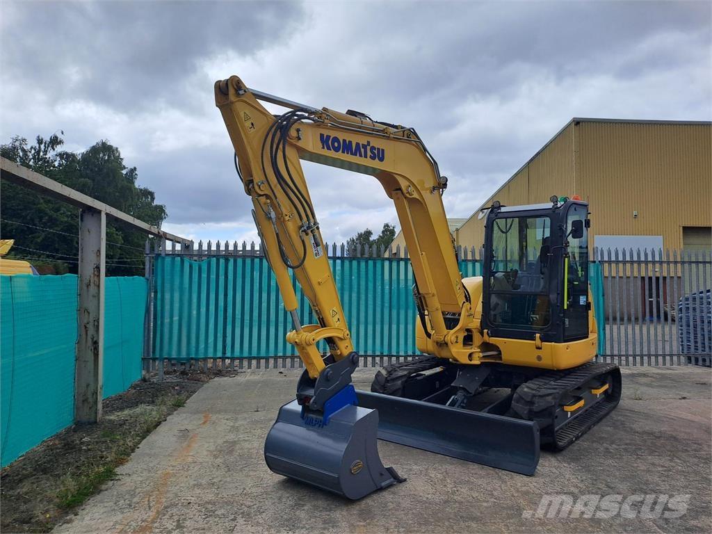 Komatsu  Excavatoare pe șenile
