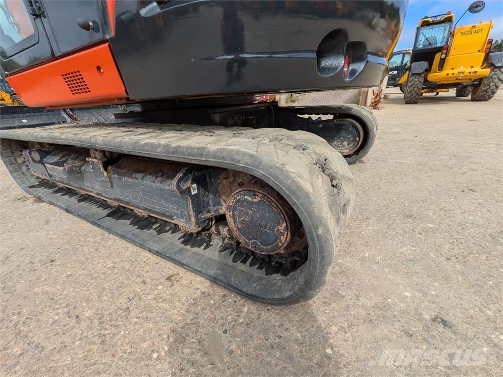 Kubota  Mini excavatoare < 7t