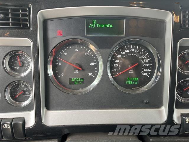 Kenworth T800B Altele