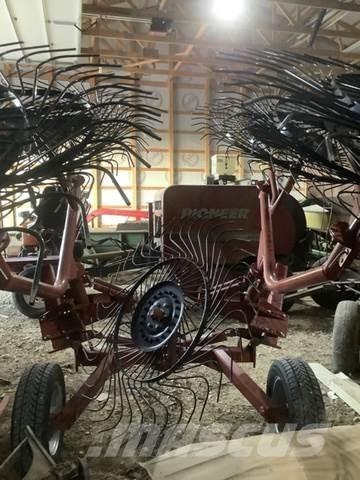 Rhino ER8 Hay Rake Utilaje construcții - Altele