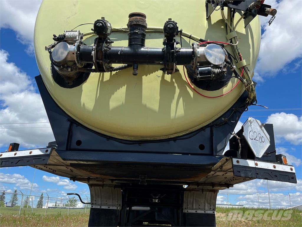 Advance  Remorci Cisterne