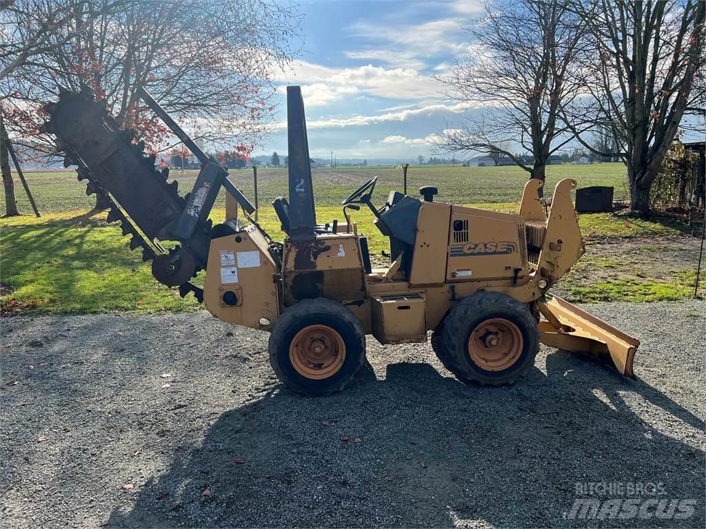 CASE 460 Excavatoare de santuri