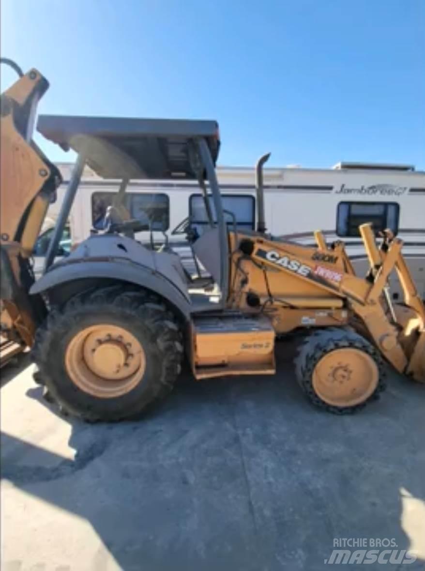 CASE 580M Buldoexcavatoare