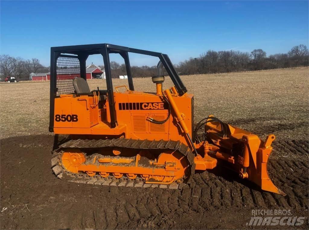 CASE 850B Buldozere pe senile