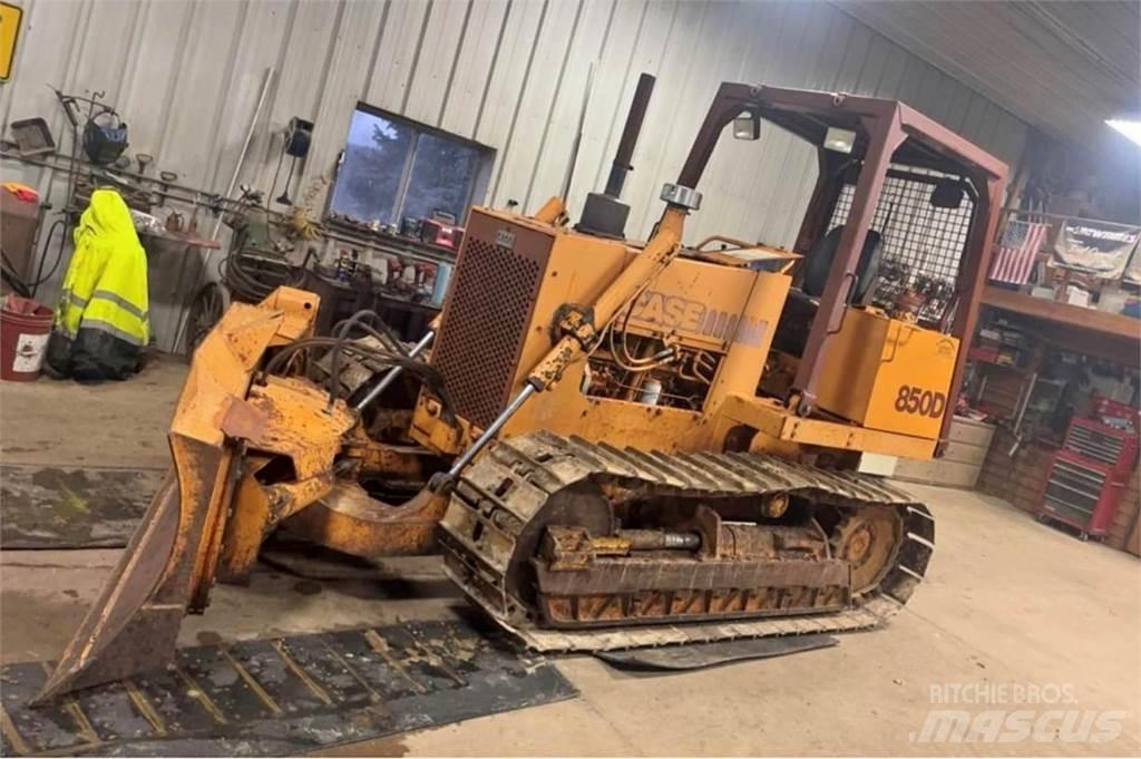 CASE 850D Buldozere pe senile