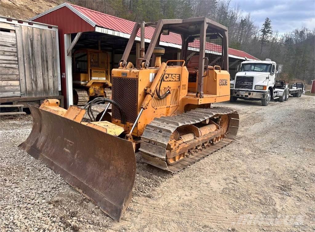 CASE 850E Buldozere pe senile