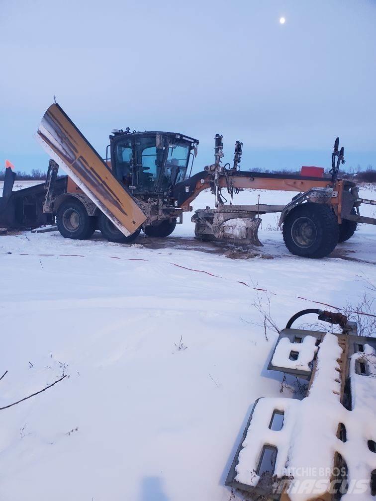 CASE 885B Gredere