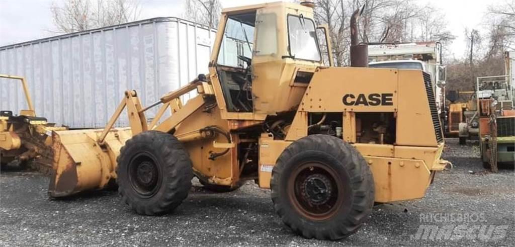 CASE W20C Incarcator pe pneuri
