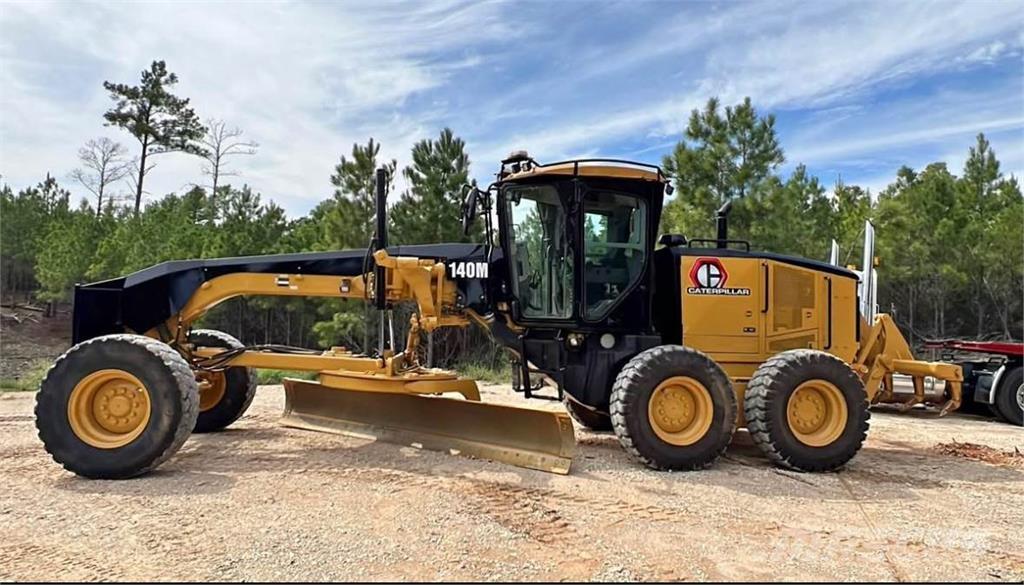 CAT 140M Gredere