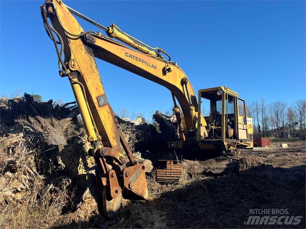 CAT 225 LC Excavatoare pe șenile
