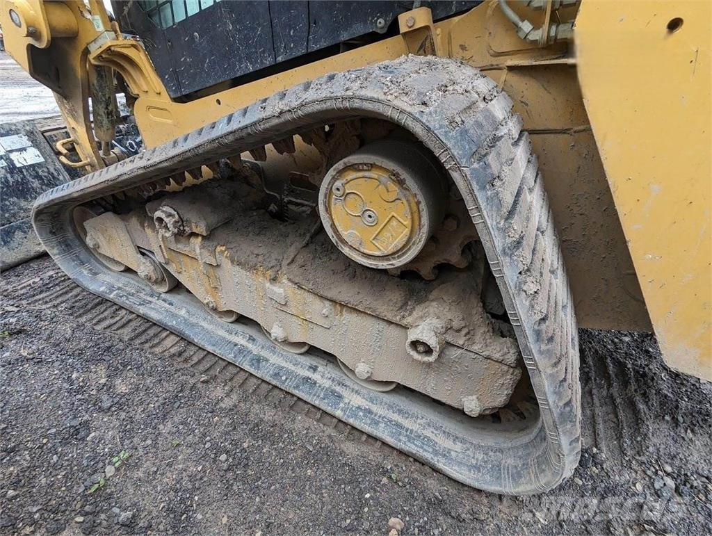 CAT 239D3 Mini incarcator