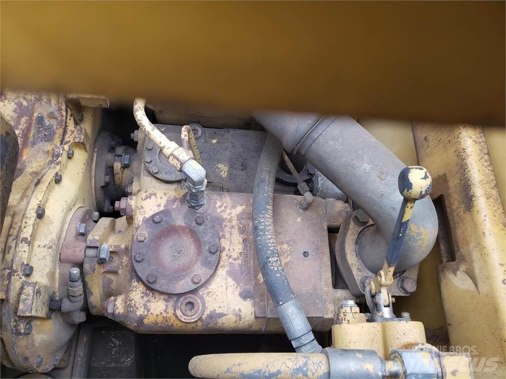 CAT 245 Excavatoare pe șenile

