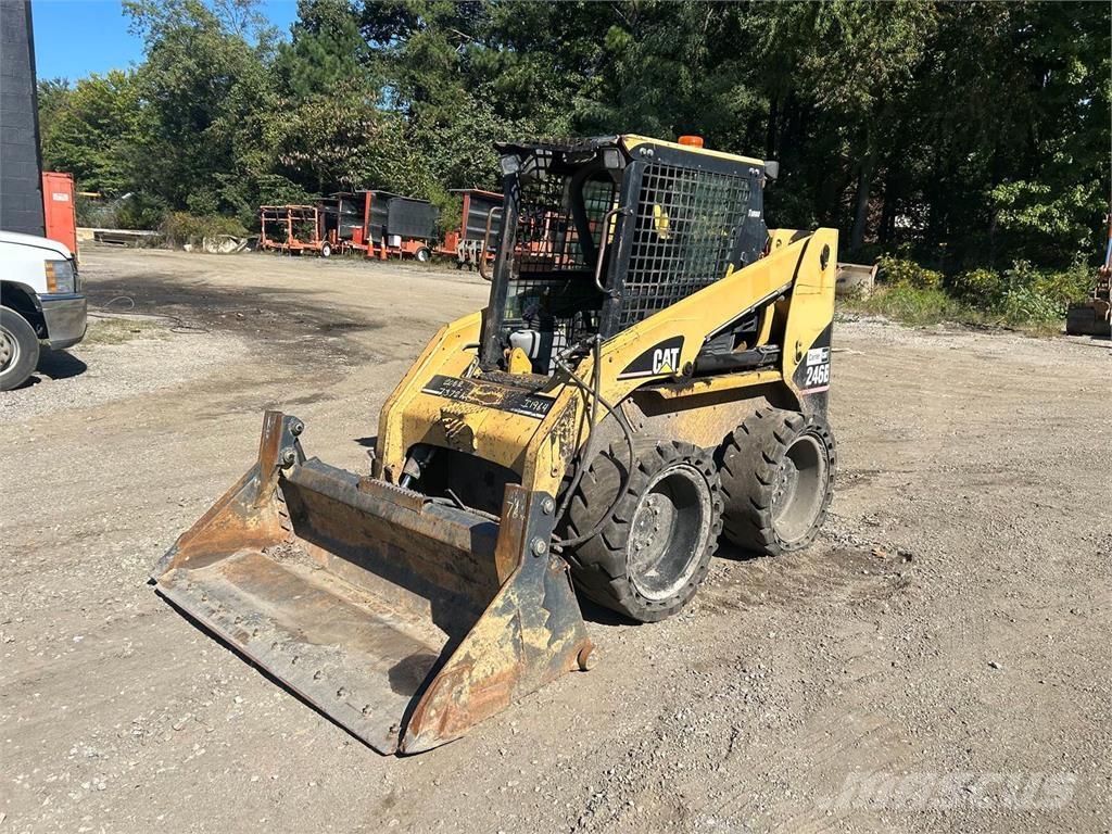 CAT 246B Mini incarcator