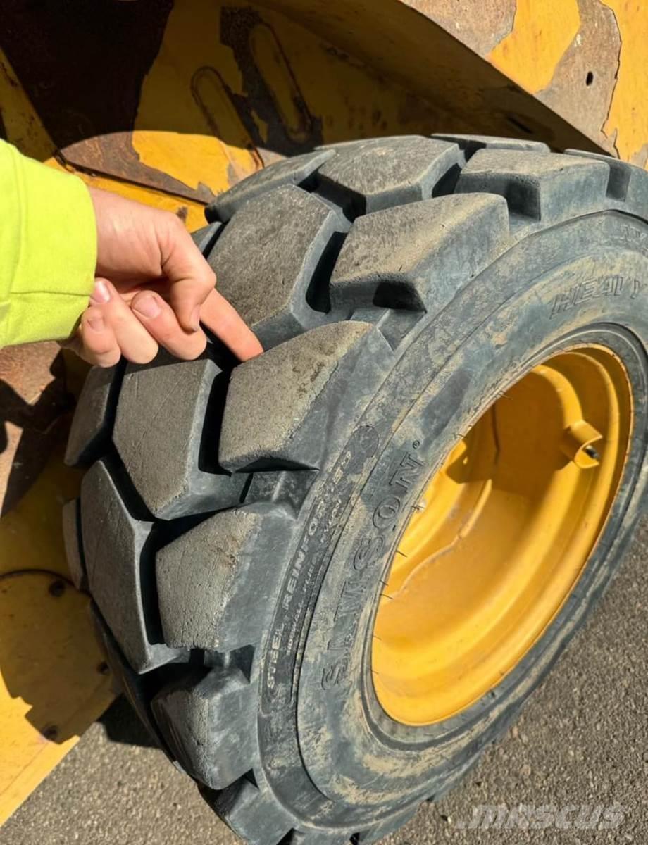 CAT 246C Mini incarcator