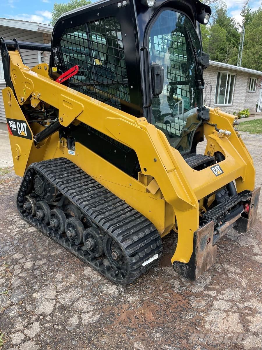 CAT 257D Mini incarcator