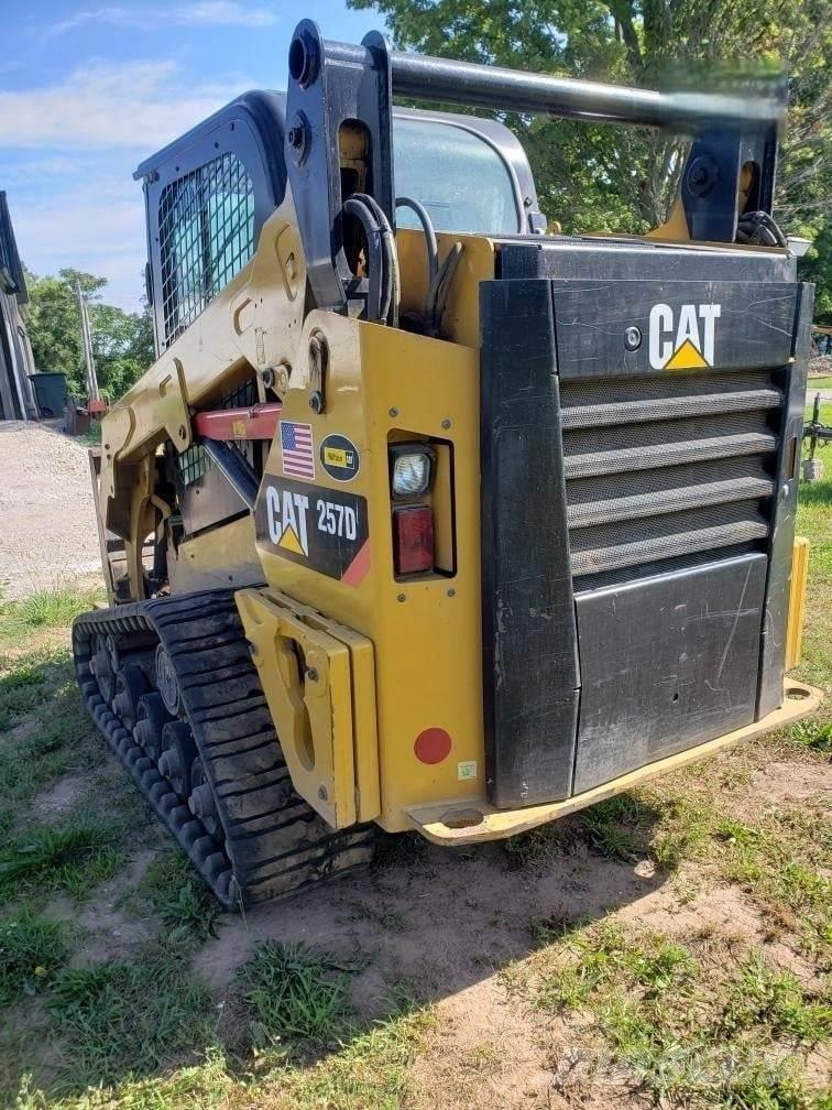CAT 257D Mini incarcator