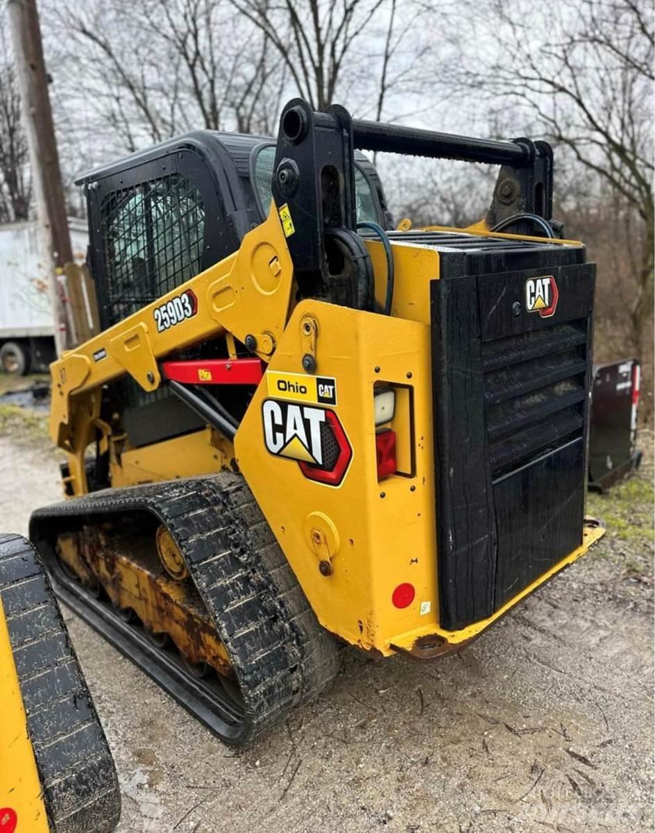 CAT 259D3 Mini incarcator
