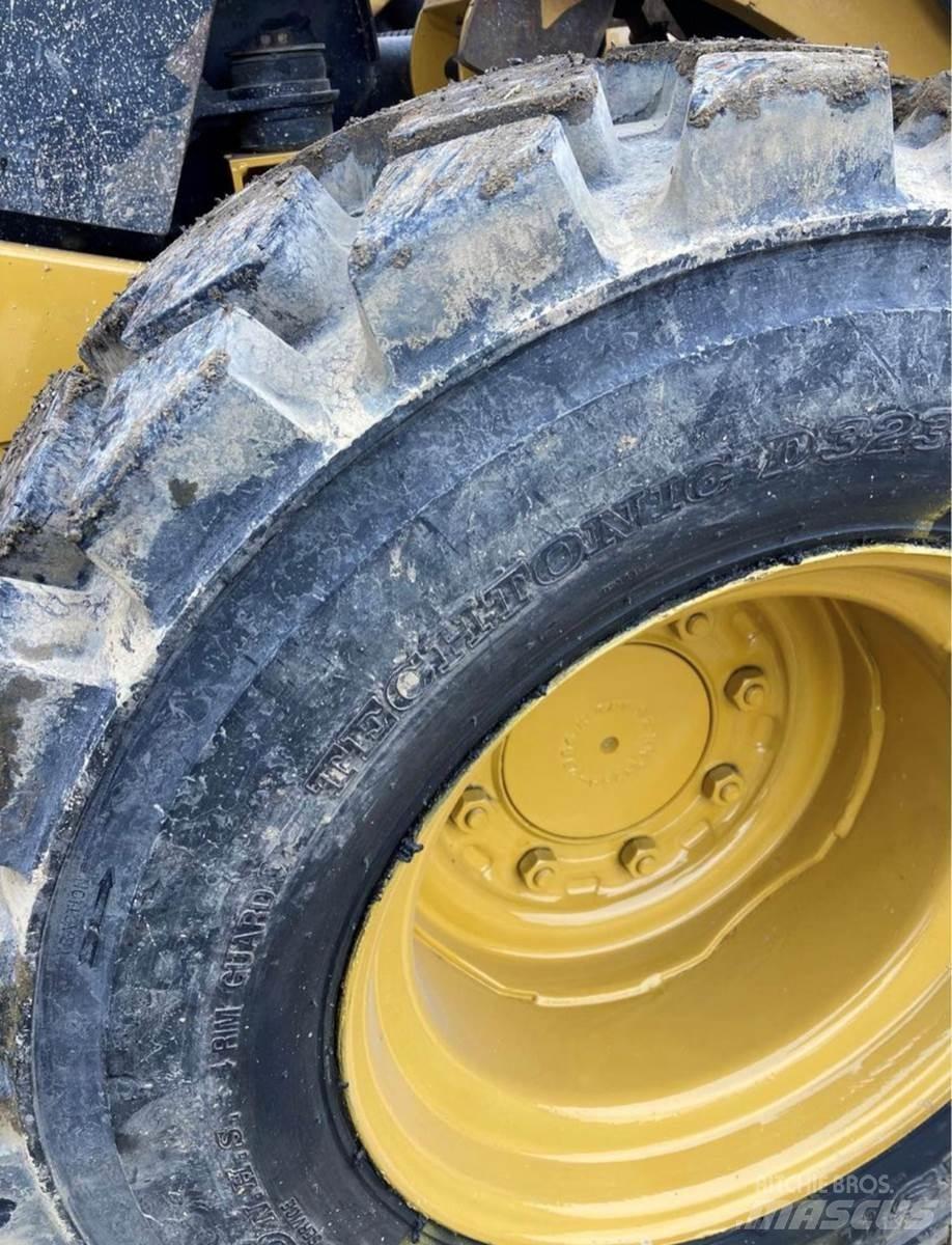 CAT 262D Mini incarcator