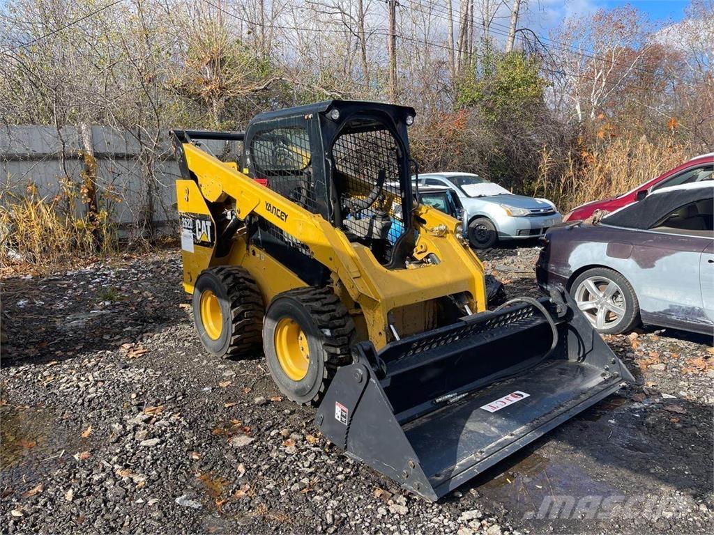 CAT 262D Mini incarcator