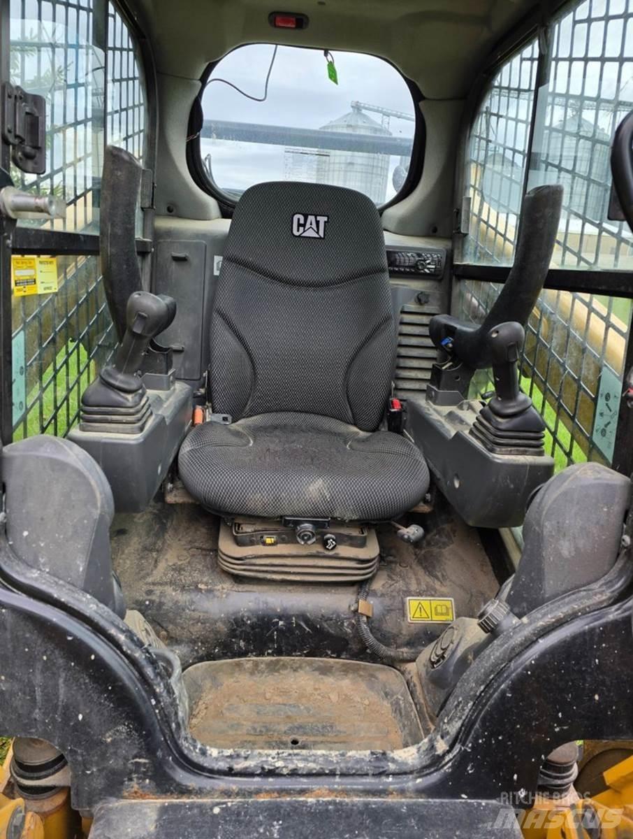 CAT 262D3 Mini incarcator