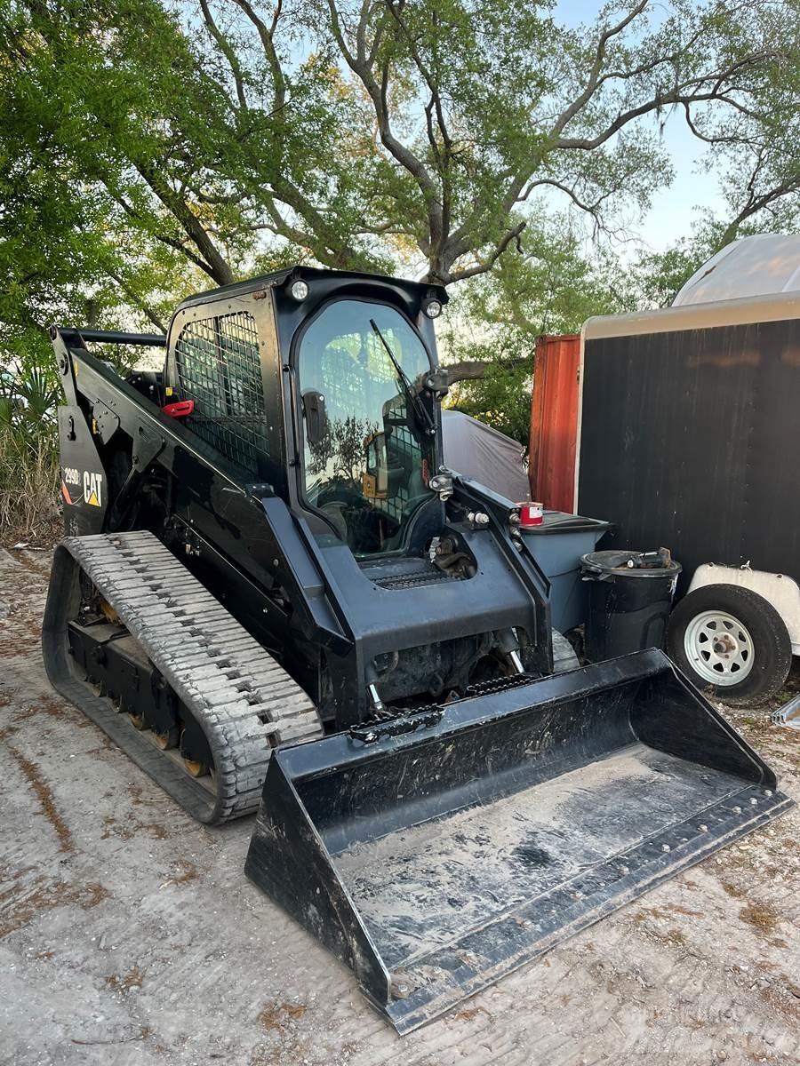 CAT 299D2 Mini incarcator