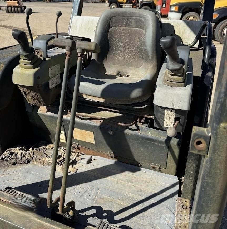 CAT 302.5 Mini excavatoare < 7t