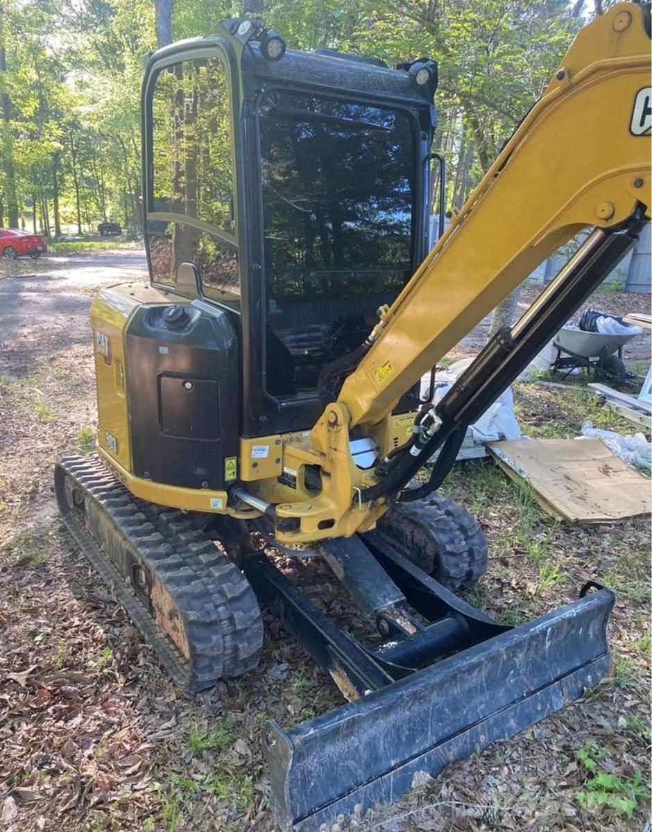 CAT 303 CR Mini excavatoare < 7t