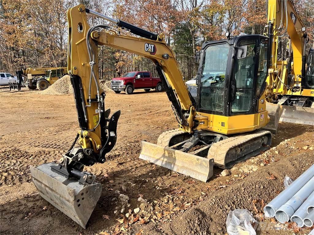 CAT 304 Excavatoare pe șenile
