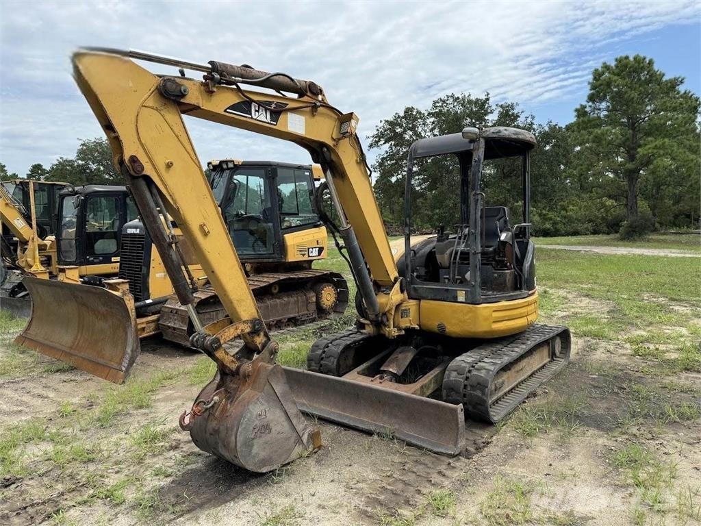 CAT 304 CR Mini excavatoare < 7t