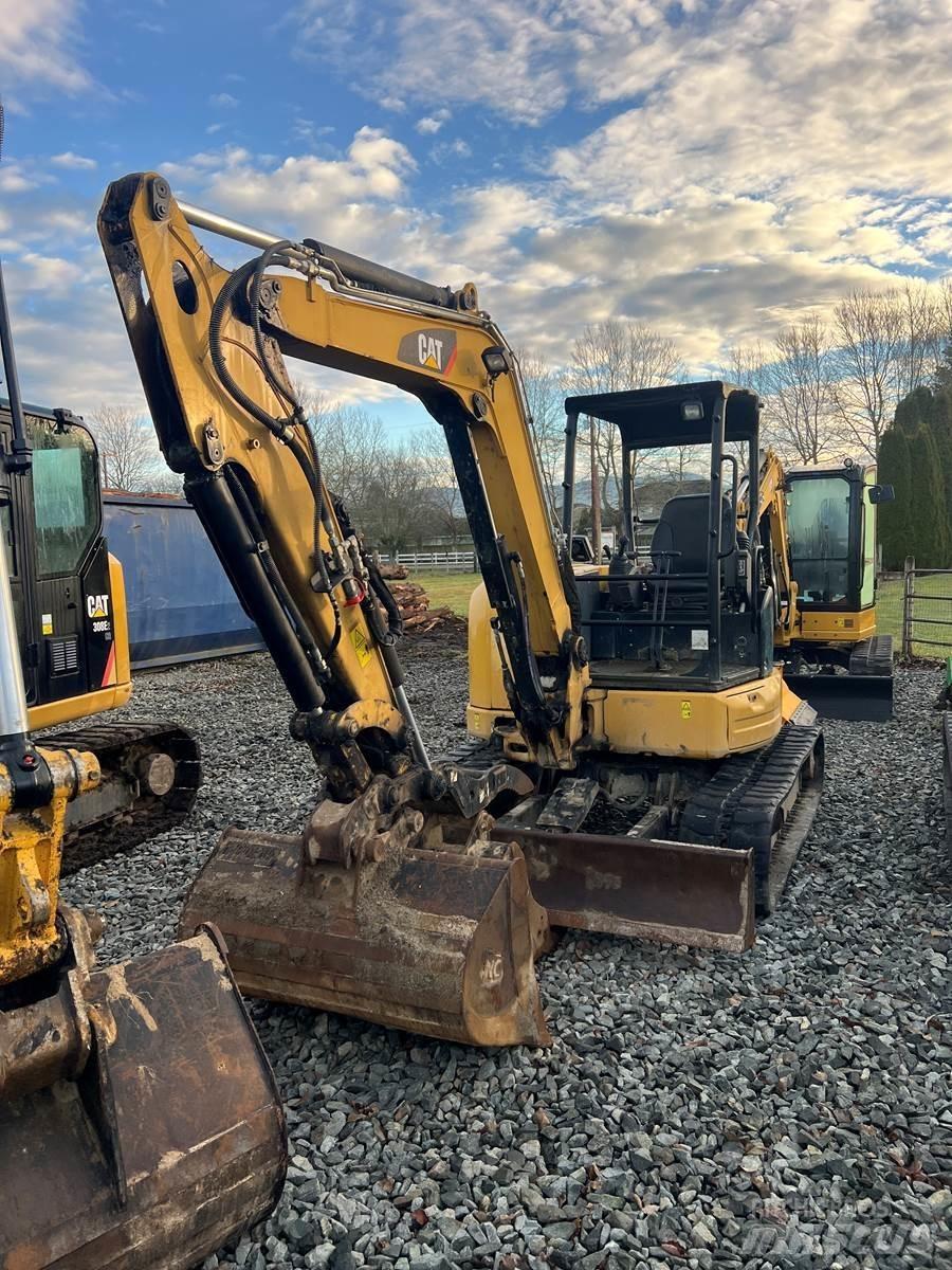 CAT 305 Mini excavatoare < 7t