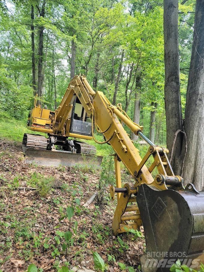 CAT 307 Excavatoare pe șenile
