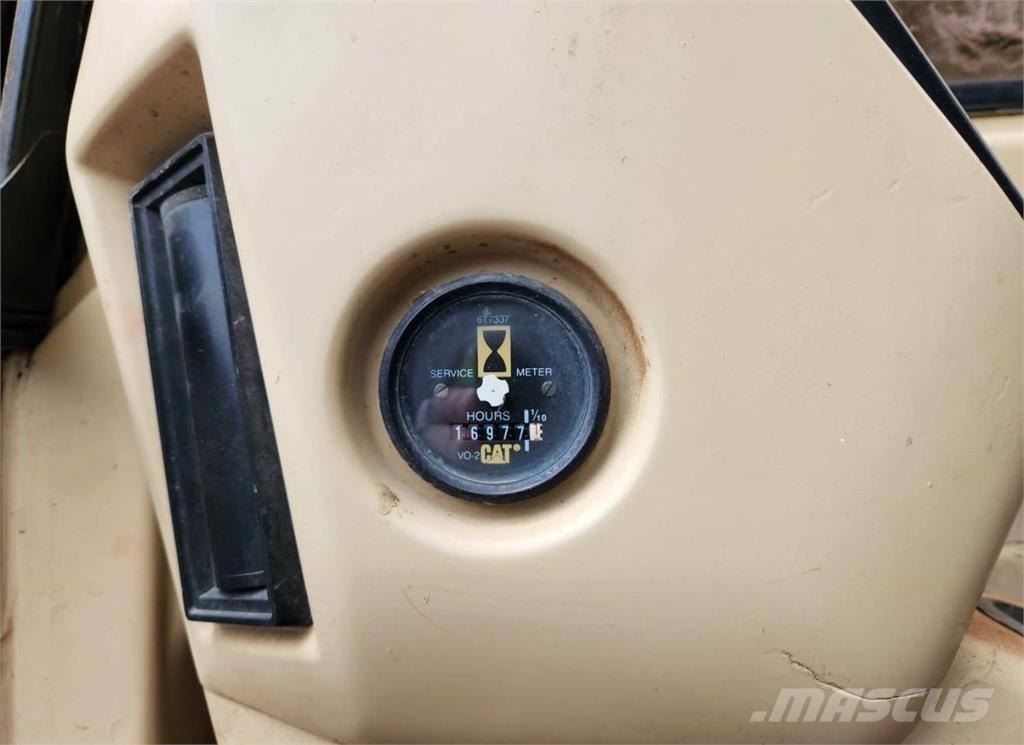 CAT 315L Excavatoare pe șenile
