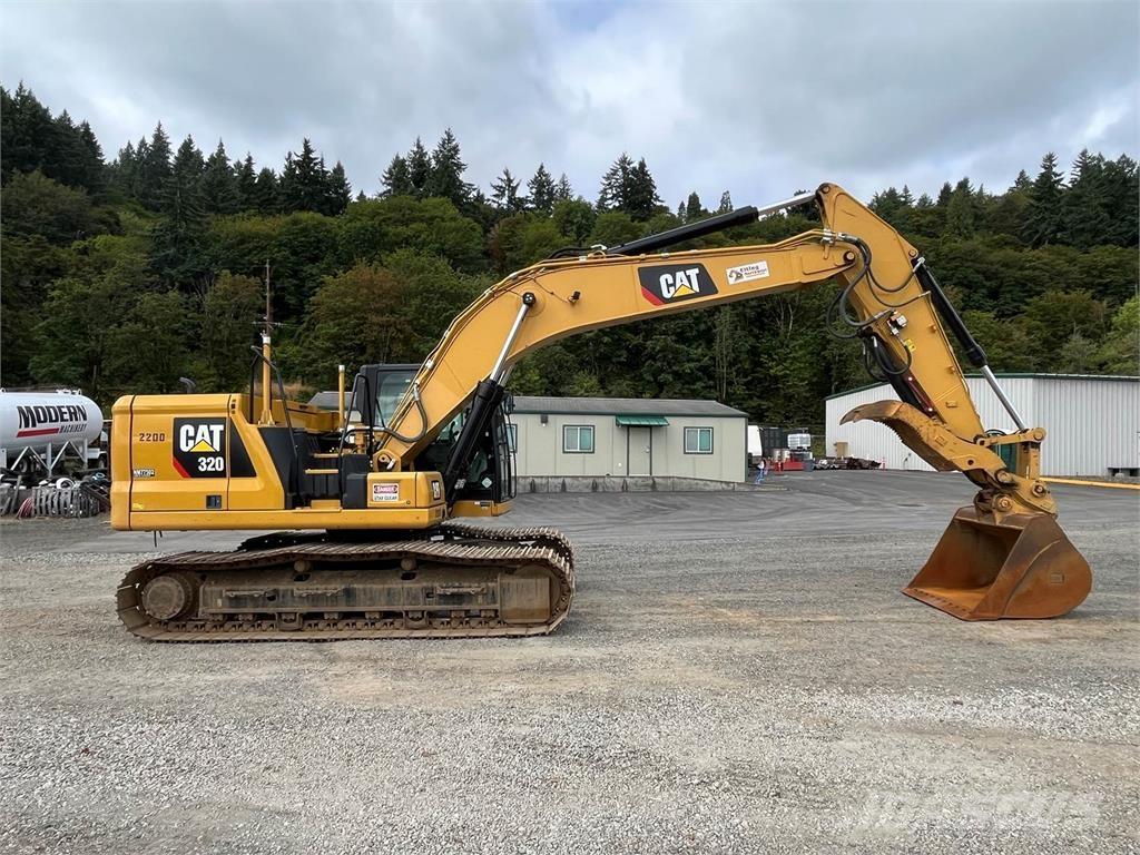CAT 320 Excavatoare pe șenile
