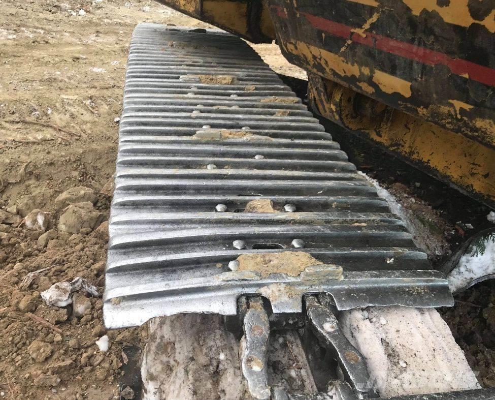 CAT 320B Excavatoare pe șenile
