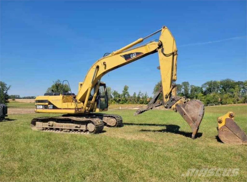 CAT 320BL Excavatoare pe șenile
