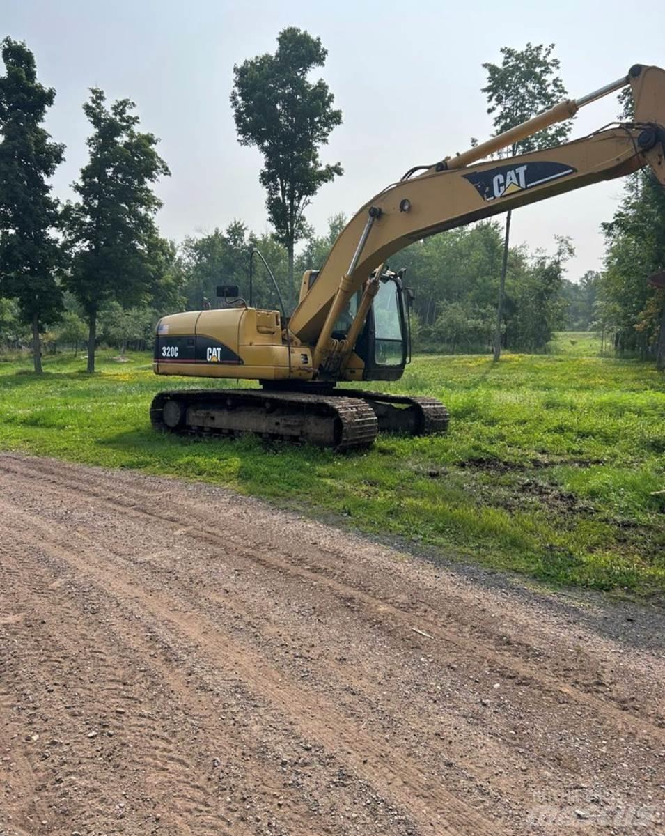 CAT 320C Excavatoare pe șenile
